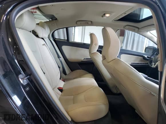 2017 Volvo S60 Inscription с VIN LYV402TK6HB195367, выставлен на аукционе Copart как лот 68484475 с пробегом 90 699 миль миль и Списание • Salvage title. История ставок и продаж доступна на DreamBid. Изображение 10.