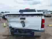 2011 Chevrolet Silverado 1500 LTZ с VIN 3GCPCTE06BG167638, выставлен на аукционе IAAI как лот 42377546 с пробегом 215 076 миль миль и . История ставок и продаж доступна на DreamBid. Изображение 17.