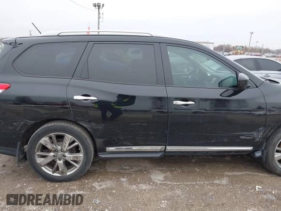 2014 Nissan Pathfinder Platinum Hybrid with VIN 5N1CR2MM5EC650035, listed as a IAAI auction lot 41935916 with 163,108 mi miles and . Bid and sale history available at DreamBid. Image 15.