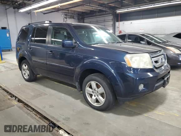 2011 Honda Pilot EX with VIN 5FNYF4H4XBB057357, listed as a Copart auction lot 90401055 with 200,802 mi miles and Clean title. Bid and sale history available at DreamBid. Image 4.