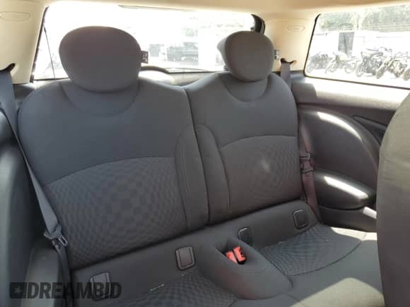 2013 MINI Hardtop S with VIN WMWSV3C5XDT390187, listed as a Copart auction lot 62964065 with 114,094 mi miles and Clean title. Bid and sale history available at DreamBid. Image 10.