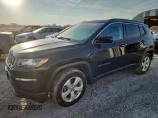 2018 Jeep Compass Latitude z VIN 3C4NJCBB0JT411003, wystawiony jako Copart lot #80697275 z przebiegiem 52 095 mil mil oraz Szkoda całkowita • Salvage title. Historia ofert i sprzedaży dostępna na DreamBid. Obrazek 1.