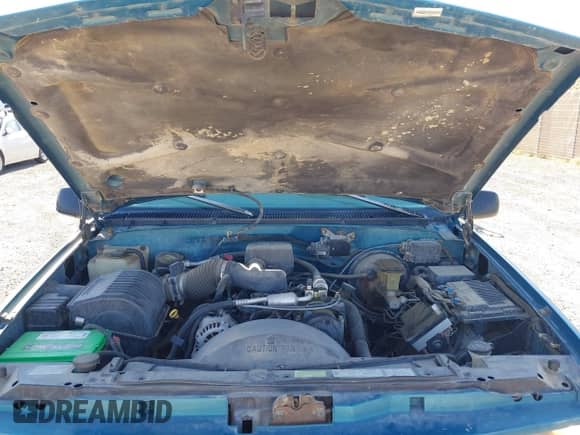 1997 GMC Sierra 1500 с VIN 2GTEK19R8V1555720, выставлен на аукционе IAAI как лот 43450810 с пробегом 177 429 миль миль и . История ставок и продаж доступна на DreamBid. Изображение 10.
