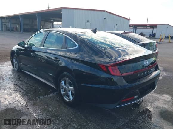 2022 Hyundai Sonata SE with VIN 5NPEG4JA0NH142536, listed as a IAAI auction lot 43354225 with 38,512 mi miles and . Bid and sale history available at DreamBid. Image 3.