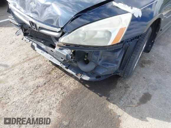 2007 Honda Accord EX-L with VIN 1HGCM56897A151517, listed as a IAAI auction lot 42163664 with Not provided miles and . Bid and sale history available at DreamBid. Image 14.