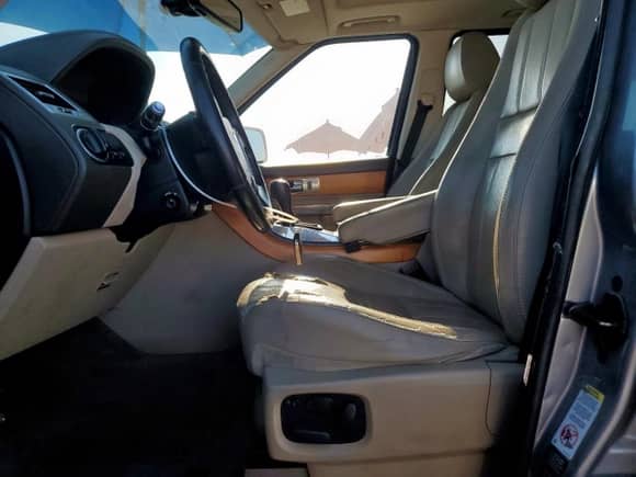 2012 Land Rover Range Rover Sport HSE Lux with VIN SALSK2D4XCA756101, listed as a Copart auction lot 69089585 with 180,047 mi miles and Clean title. Bid and sale history available at DreamBid. Image 7.