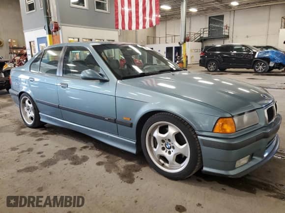 1997 BMW M3 с VIN WBSCD0325VEE12385, выставлен на аукционе Copart как лот 61494375 с пробегом 131 384 миль миль и Чистый • Clean title. История ставок и продаж доступна на DreamBid. Изображение 4.