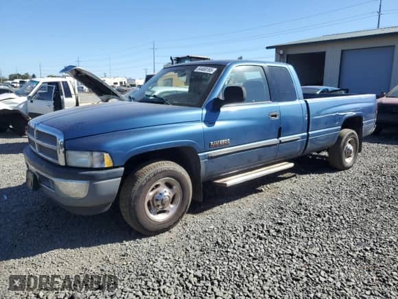 2002 Dodge 2500 с VIN 3B7KC236X2M268677, выставлен на аукционе Copart как лот 84469165 с пробегом 222 479 миль миль и Чистый • Clean title. История ставок и продаж доступна на DreamBid. Изображение 1.