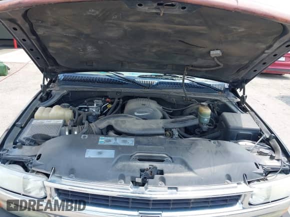 2002 Chevrolet Tahoe Z71 z VIN 1GNEK13Z72R226297, wystawiony jako IAAI lot #42812667 z przebiegiem 329 117 mil mil oraz . Historia ofert i sprzedaży dostępna na DreamBid. Obrazek 10.