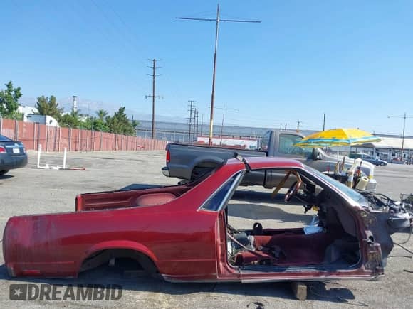 1986 Chevrolet El Camino SS с VIN 3GCCW80H7GS903524, выставлен на аукционе IAAI как лот 42846165 с пробегом Не указан миль и . История ставок и продаж доступна на DreamBid. Изображение 14.