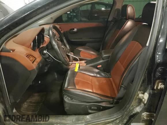 2009 Chevrolet Malibu LTZ with VIN 1G1ZK57779F131835, listed as a Copart auction lot 71984285 with 81,310 mi miles and Salvage title. Bid and sale history available at DreamBid. Image 7.