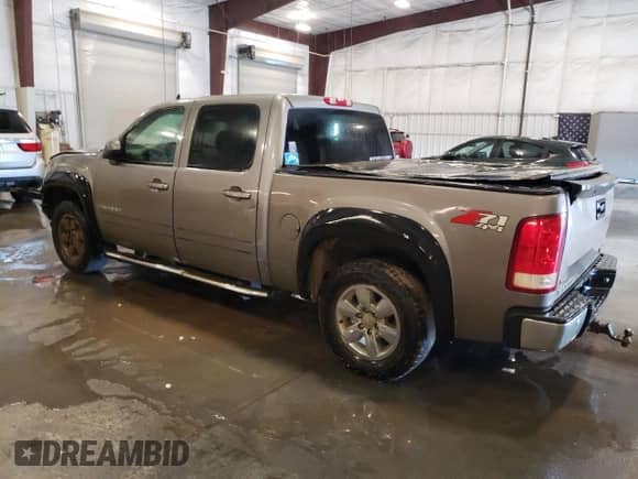 2009 GMC Sierra 1500 SLT с VIN 3GTEK33309G190625, выставлен на аукционе Copart как лот 63580825 с пробегом 303 828 миль миль и Списание • Salvage title. История ставок и продаж доступна на DreamBid. Изображение 2.