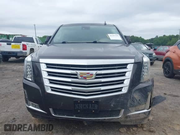 2016 Cadillac Escalade ESV Platinum с VIN 1GYS4KKJ1GR104298, выставлен на аукционе IAAI как лот 42347329 с пробегом 140 059 миль миль и . История ставок и продаж доступна на DreamBid. Изображение 13.