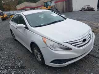 2014 Hyundai Sonata GLS с VIN 5NPEB4AC2EH926099, выставлен на аукционе IAAI как лот 43537846 с пробегом 223 373 миль миль и . История ставок и продаж доступна на DreamBid. Изображение 1.