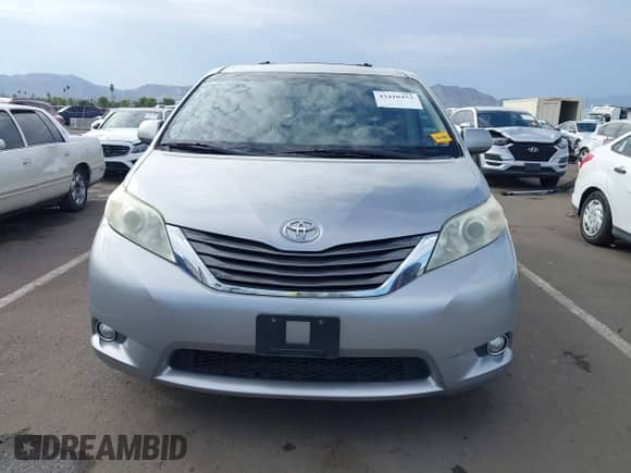 2011 Toyota Sienna XLE with VIN 5TDYK3DC7BS006817, listed as a IAAI auction lot 43410453 with 151,210 mi miles and . Bid and sale history available at DreamBid. Image 12.