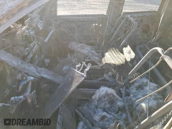 2008 Dodge RAM с VIN 3D7ML48A88G178880, выставлен на аукционе Copart как лот 75740594 с пробегом Не указан миль и Списание • Salvage title. История ставок и продаж доступна на DreamBid. Изображение 7.