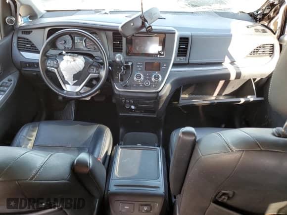 2015 Toyota Sienna SE Premium with VIN 5TDXK3DC2FS596961, listed as a Copart auction lot 89636705 with 107,881 mi miles and Salvage title. Bid and sale history available at DreamBid. Image 8.