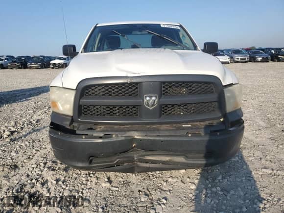 2012 Ram 1500 Tradesman z VIN 1C6RD6FP7CS175218, wystawiony jako Copart lot #57409305 z przebiegiem 303 140 mil mil oraz Szkoda całkowita • Salvage title. Historia ofert i sprzedaży dostępna na DreamBid. Obrazek 5.