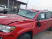 2021 Toyota Tacoma SR5 z VIN 3TYDZ5BN1MT002232, wystawiony jako IAAI lot #42374170 z przebiegiem 16 465 mil mil oraz . Historia ofert i sprzedaży dostępna na DreamBid. Obrazek 6.