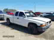 2000 Dodge Dakota Sport with VIN 1B7GL22N8YS563128, listed as a IAAI auction lot 41707337 with Not provided miles and . Bid and sale history available at DreamBid. Image 1.