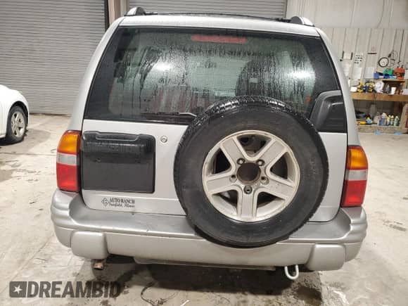 2002 Chevrolet Tracker LT с VIN 2CNBJ634626933348, выставлен на аукционе Copart как лот 44630355 с пробегом Не указан миль и Списание • Salvage title. История ставок и продаж доступна на DreamBid. Изображение 6.