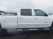 2015 Chevrolet Silverado 2500HD LTZ с VIN 1GC1KWEG9FF120280, выставлен на аукционе IAAI как лот 42916797 с пробегом 148 224 миль миль и . История ставок и продаж доступна на DreamBid. Изображение 14.