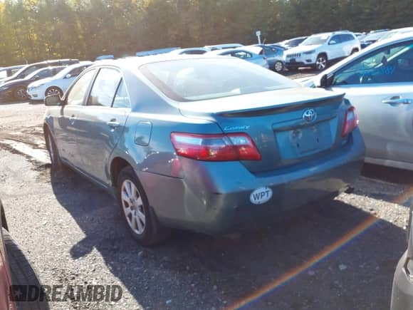 2007 Toyota Camry LE z VIN 4T1BK46K27U524011, wystawiony jako IAAI lot #43478790 z przebiegiem 146 391 mil mil oraz . Historia ofert i sprzedaży dostępna na DreamBid. Obrazek 3.