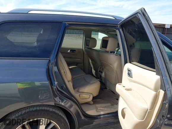 2014 Nissan Pathfinder SL с VIN 5N1AR2MM0EC691213, выставлен на аукционе IAAI как лот 43493165 с пробегом 204 280 миль миль и . История ставок и продаж доступна на DreamBid. Изображение 8.