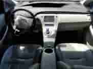 2012 Toyota Prius Three z VIN JTDKN3DU2C1601112, wystawiony jako Copart lot #64330585 z przebiegiem 112 685 mil mil oraz Szkoda całkowita • Salvage title. Historia ofert i sprzedaży dostępna na DreamBid. Obrazek 8.