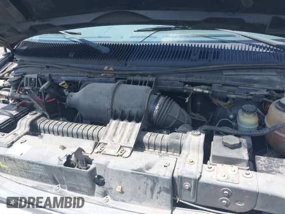 2002 Ford Econoline Cargo Recreational with VIN 1FDRE14W62HB28451, listed as a IAAI auction lot 42984132 with 99,232 mi miles and . Bid and sale history available at DreamBid. Image 10.