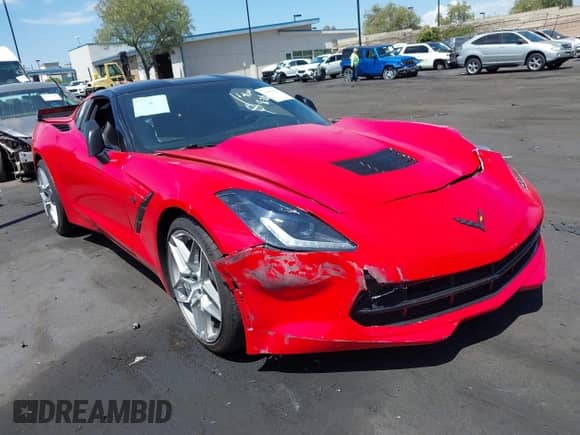 2016 Chevrolet Corvette 2LT z VIN 1G1YD2D72G5123928, wystawiony jako IAAI lot #43089123 z przebiegiem 53 362 mil mil oraz . Historia ofert i sprzedaży dostępna na DreamBid. Obrazek 1.