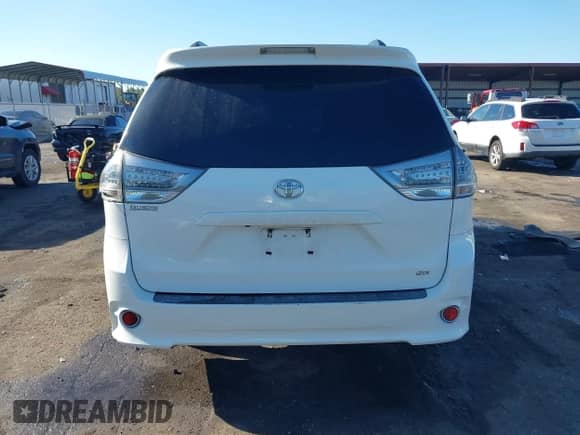 2015 Toyota Sienna SE Premium z VIN 5TDXK3DC9FS618440, wystawiony jako IAAI lot #43312485 z przebiegiem 239 491 mil mil oraz . Historia ofert i sprzedaży dostępna na DreamBid. Obrazek 16.