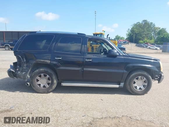 2006 Cadillac Escalade z VIN 1GYEC63N76R155487, wystawiony jako IAAI lot #42137776 z przebiegiem 420 278 mil mil oraz . Historia ofert i sprzedaży dostępna na DreamBid. Obrazek 13.