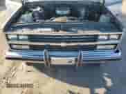 1990 Chevrolet Suburban с VIN 1GNEV16K4LF109799, выставлен на аукционе Copart как лот 80185334 с пробегом 288 453 миль миль и Списание • Salvage title. История ставок и продаж доступна на DreamBid. Изображение 12.