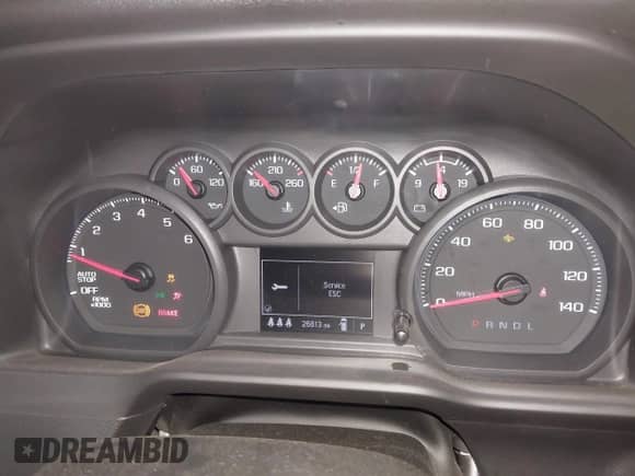 2024 Chevrolet Silverado 1500 Custom z VIN 1GCPABEKXRZ193445, wystawiony jako IAAI lot #43240442 z przebiegiem 26 813 mil mil oraz . Historia ofert i sprzedaży dostępna na DreamBid. Obrazek 7.