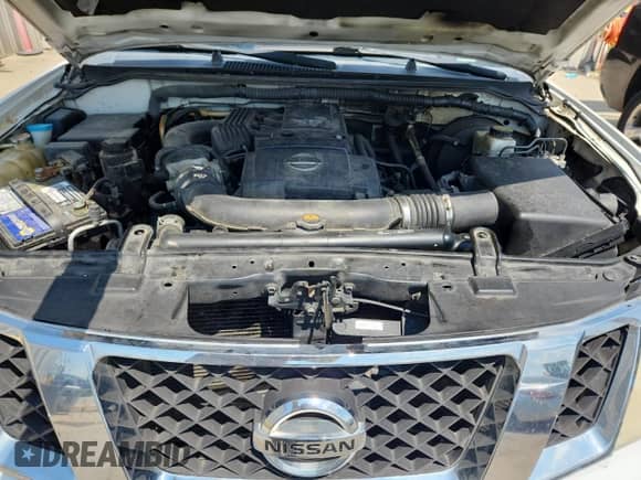 2012 Nissan Pathfinder Silver Edition with VIN 5N1AR1NNXCC621202, listed as a Copart auction lot 71036925 with 296,252 mi miles and Salvage title. Bid and sale history available at DreamBid. Image 12.