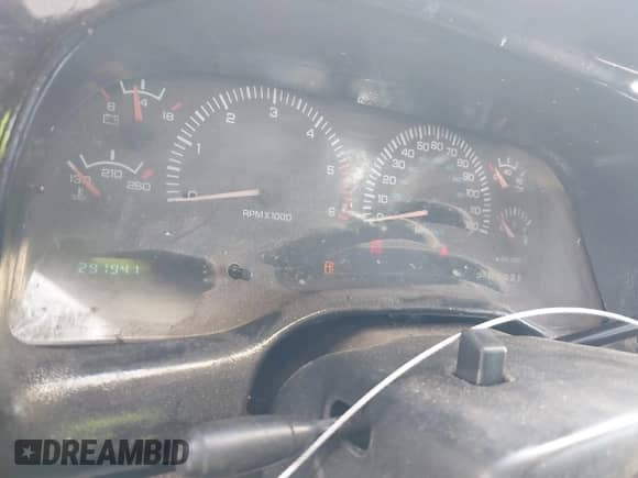 2001 Dodge 2500 with VIN 1B7KC23Z71J500318, listed as a IAAI auction lot 42577477 with 291,941 mi miles and . Bid and sale history available at DreamBid. Image 7.