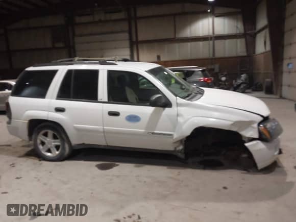 2002 Chevrolet TrailBlazer LS with VIN 1GNDT13S822239757, listed as a IAAI auction lot 41346981 with 192,281 mi miles and . Bid and sale history available at DreamBid. Image 14.
