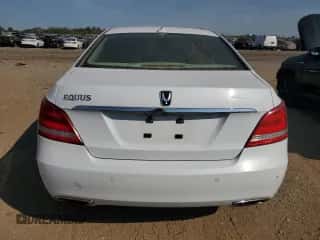 2014 Hyundai Equus Ultimate z VIN KMHGH4JH8EU084860, wystawiony jako Copart lot #81154785 z przebiegiem 161 050 mil mil oraz Czysty tytuł • Clean title. Historia ofert i sprzedaży dostępna na DreamBid. Obrazek 6.