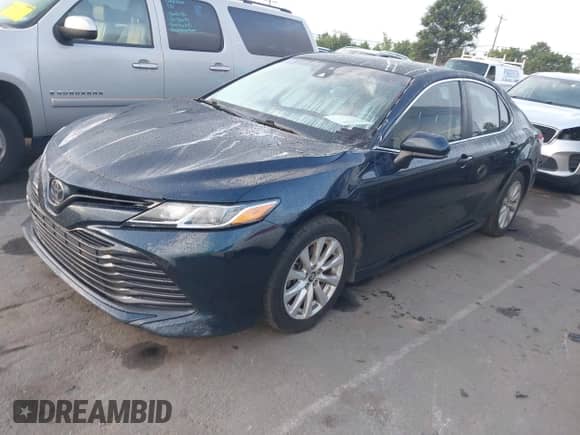 2018 Toyota Camry SE with VIN 4T1B11HK2JU647720, listed as a IAAI auction lot 42849487 with 159,188 mi miles and . Bid and sale history available at DreamBid. Image 17.