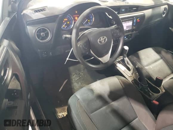 2019 Toyota Corolla XLE с VIN 5YFBURHE8KP931131, выставлен на аукционе Copart как лот 85671255 с пробегом 158 552 миль миль и Чистый • Clean title. История ставок и продаж доступна на DreamBid. Изображение 8.
