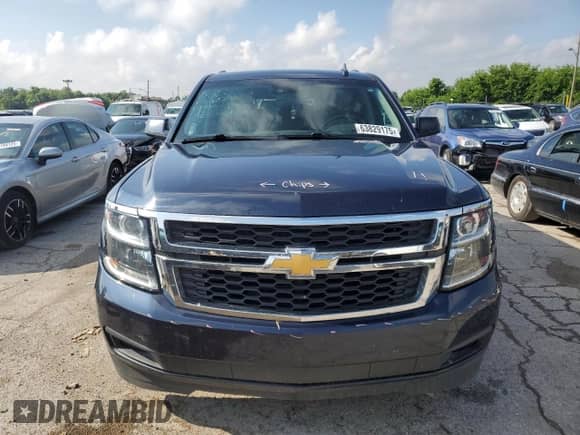 2019 Chevrolet Suburban LT z VIN 1GNSKHKC1KR122364, wystawiony jako Copart lot #63829175 z przebiegiem 96 523 mil mil oraz Szkoda całkowita • Salvage title. Historia ofert i sprzedaży dostępna na DreamBid. Obrazek 5.