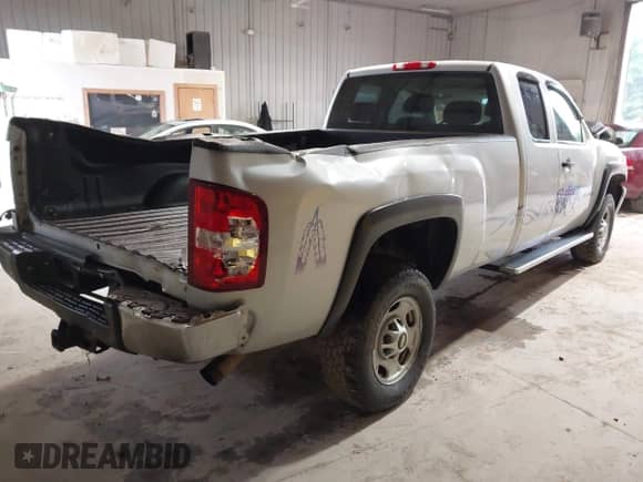 2012 Chevrolet Silverado 2500HD Work Truck with VIN 1GC2KVCG9CZ158457, listed as a IAAI auction lot 42458428 with 212,261 mi miles and . Bid and sale history available at DreamBid. Image 4.