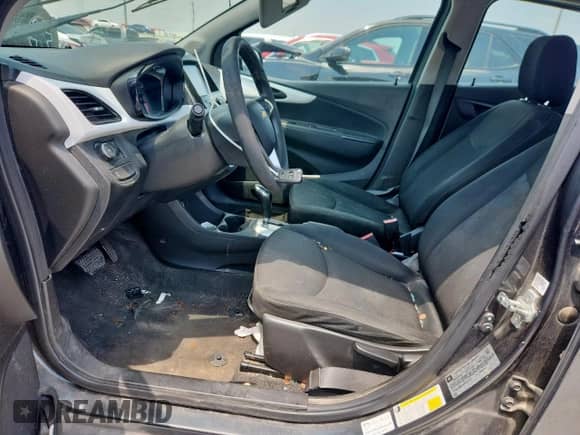 2017 Chevrolet Spark LT z VIN KL8CD6SA7HC731229, wystawiony jako Copart lot #67745935 z przebiegiem 134 871 mil mil oraz Szkoda całkowita • Salvage title. Historia ofert i sprzedaży dostępna na DreamBid. Obrazek 7.