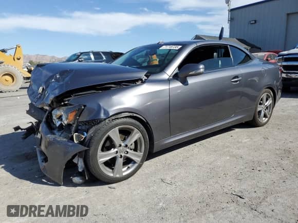 2013 Lexus IS 250 C z VIN JTHFF2C2XD2527991, wystawiony jako Copart lot #71718735 z przebiegiem 111 482 mil mil oraz Szkoda całkowita • Salvage title. Historia ofert i sprzedaży dostępna na DreamBid. Obrazek 1.