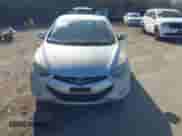 2013 Hyundai Elantra GS z VIN KMHDH6AEXDU013307, wystawiony jako IAAI lot #40816137 z przebiegiem 66 701 mil mil oraz . Historia ofert i sprzedaży dostępna na DreamBid. Obrazek 6.