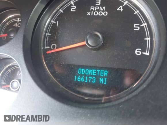 2008 Chevrolet Tahoe 3LT with VIN 1GNFK13058J187710, listed as a IAAI auction lot 42073592 with 166,173 mi miles and . Bid and sale history available at DreamBid. Image 14.