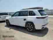 2023 Jeep Grand Cherokee Overland z VIN 1C4RJHDG2PC579835, wystawiony jako Copart lot #57236365 z przebiegiem 7 153 mil mil oraz Szkoda całkowita • Salvage title. Historia ofert i sprzedaży dostępna na DreamBid. Obrazek 2.