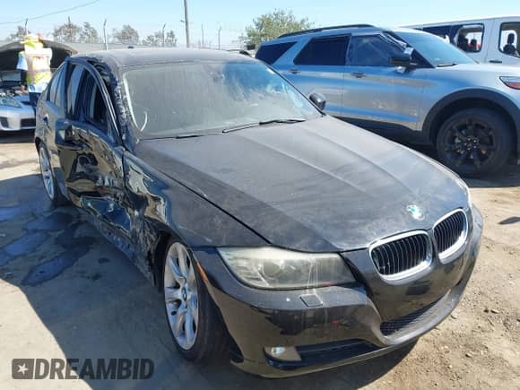 2010 BMW 3 Series 328i с VIN WBAPH7G57ANM48061, выставлен на аукционе IAAI как лот 43150840 с пробегом 102 401 миль миль и . История ставок и продаж доступна на DreamBid. Изображение 1.