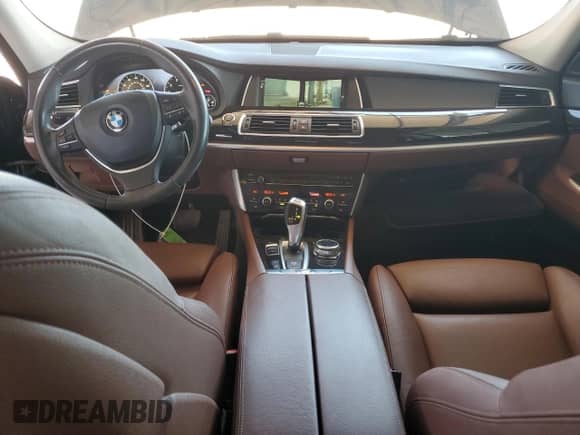 2014 BMW 5 Series с VIN WBA5M6C57ED085937, выставлен на аукционе Copart как лот 63325485 с пробегом 81 652 миль миль и Списание • Salvage title. История ставок и продаж доступна на DreamBid. Изображение 8.